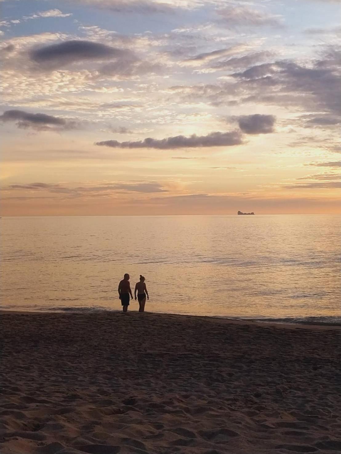 Walden Koh Lanta - Tiny Homes By The Sea Buitenkant foto