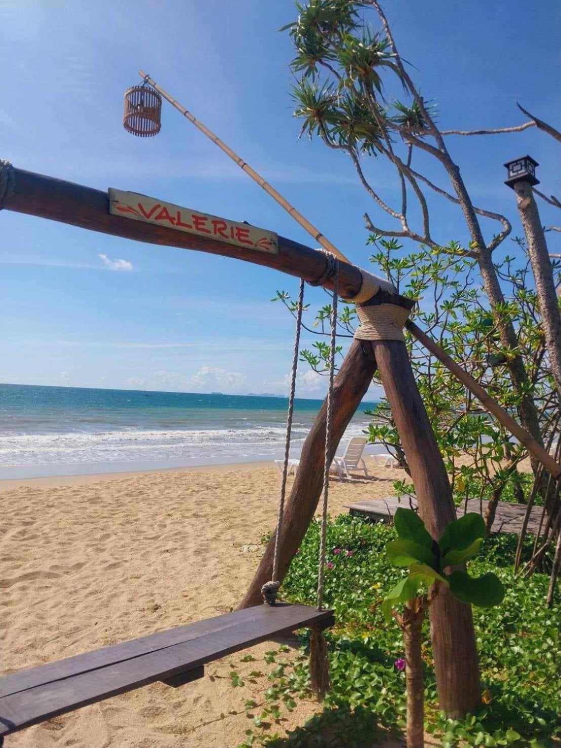 Walden Koh Lanta - Tiny Homes By The Sea Buitenkant foto